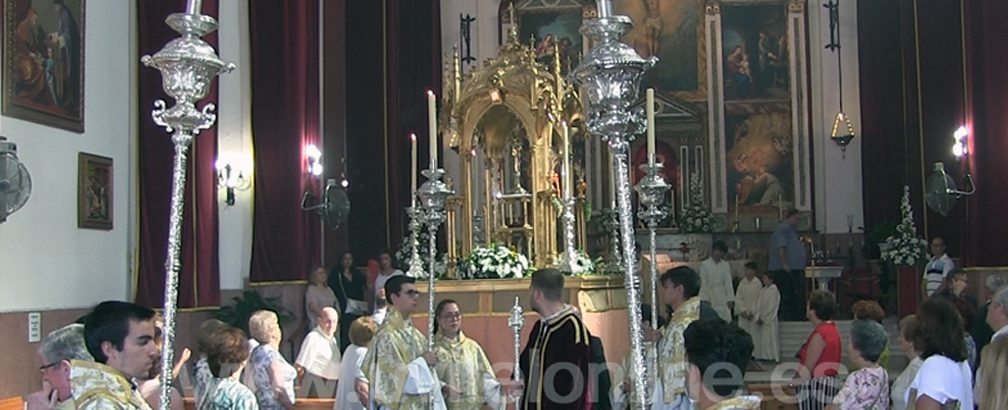 La Parroquia de San José celebra la festividad del Corpus Christi