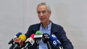 Francisco Jiménez trasladó al presidente de la Diputación de Sevilla la queja por la tarifa del agua en alta aprobada por el Huesna