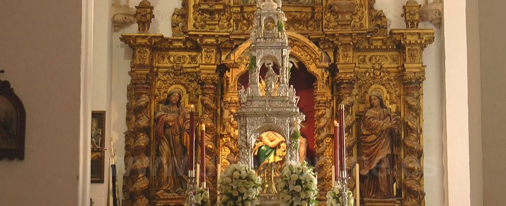 Utrera brilló en la festividad del Corpus Christi entre altares y repiques de campanas