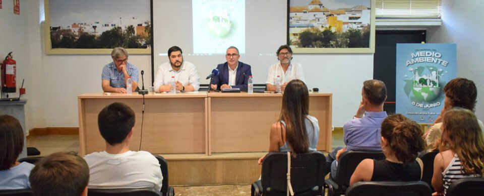 Los Palacios y Villafranca presenta el Plan de Educación Medioambiental y el Concurso de Reciclaje "Vamos a Dar la Lata"