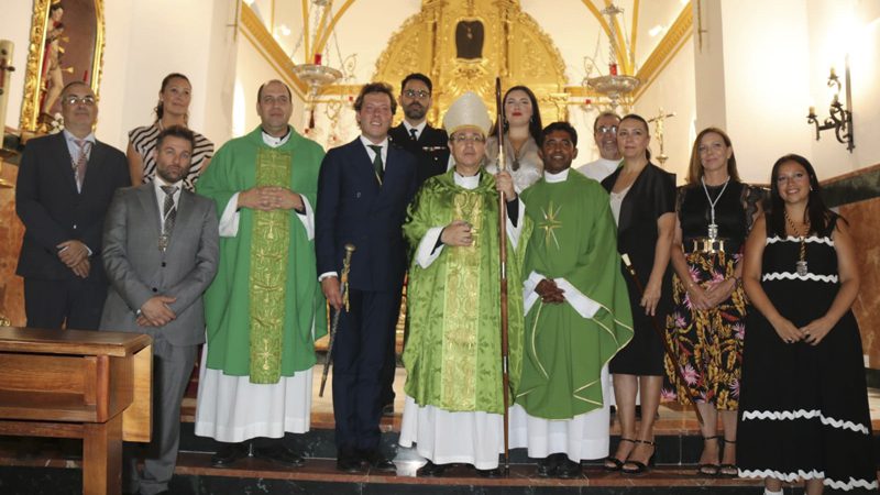 Casi 15 meses ha estado cerrada a los feligreses la parroquia molareña debido al mal estado de la cubierta que ha sido sometida a una exhaustiva intervención.