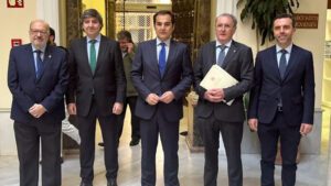 Casi 30.000 sevillanos contaron el año pasado con abogados y procuradores de oficio cuyas retribuciones asume la Consejería de Justicia.