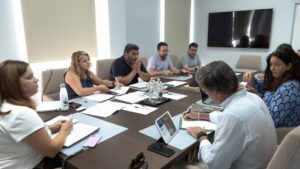 En la misma participaron técnicos de la Junta de Andalucía y representantes de las empresas encargadas de los tratamientos tanto en el núcleo urbano como en la zona perimetral del municipio