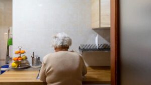 Por primera vez, se refuerza esta campaña de prevención ante el calor con el envío de más de 103.300 SMS con recomendaciones