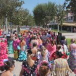 Hasta tres generaciones de mujeres se han dado cita para participar en esta peregrinación que partía desde la Plaza del Altozano