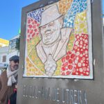 Un monolito conmemorativo frente a la calle Nueva para homenajear a "El Cuchara"