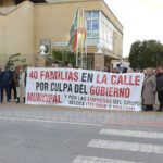 Protesta de trabajadores de Teliman y Pracom contra el Ayuntamiento de Utrera
