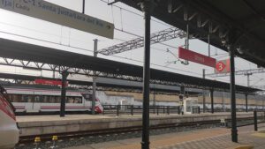 El alcalde denuncia ante la Gerencia de Cercanías y el Ministerio la situación “insostenible” de la Estación de Utrera