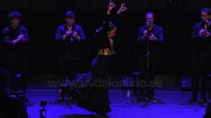 Carmen Lozano derrocha flamencura en el IX Tacón Flamenco de Utrera
