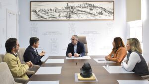 Los Palacios refuerza su colaboración con el Banco de Alimentos para ayudar a los más vulnerables