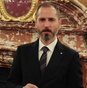 Blasco Rivero comparte en sus redes las primeras imágenes del busto en honor a Bambino