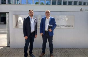 El Ayuntamiento palaciego ofrece suelo municipal a la Junta para impulsar la construcción de vivienda protegida