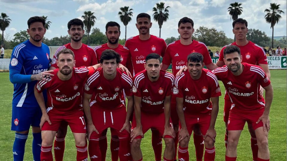 El C.D. Utrera empata en Córdoba y ya piensa en el Play Off de ascenso