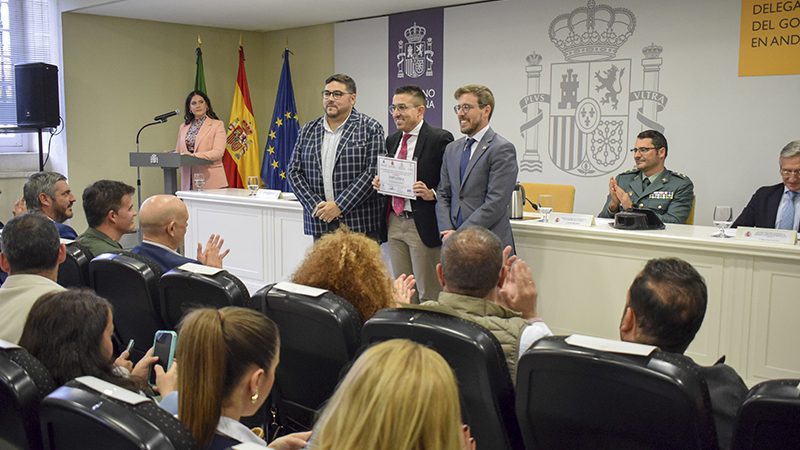 Los Palacios y Villafranca convocan una concentración para exigir mejoras urgentes en los centros educativos
