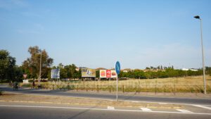 Vistalegre alerta del colapso en su único acceso ante la inminente apertura del nuevo parque comercial