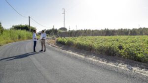 Finalizan los arreglos de otros cuatro caminos rurales con riego asfáltico en Los Palacios