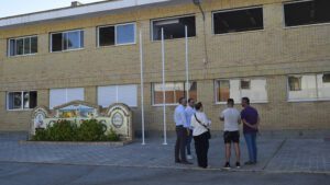 Los colegios Miguel de Cervantes y Juan Hidalgo de Los Palacios reciben inversiones de eficiencia energética