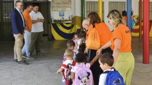Comienza el curso escolar con más de 3600 alumnos en Los Palacios y Villafranca