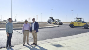 El Parque Logístico y Empresarial Palenquivir de Los Palacios encara la recta final de sus obras de asfaltado