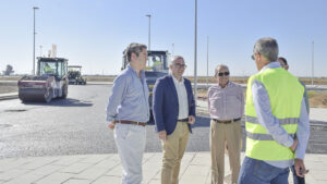 El Parque Logístico y Empresarial Palenquivir de Los Palacios encara la recta final de sus obras de asfaltado