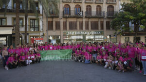 Utrera se tiñe de rosa en la IV Marcha Solidaria contra el cáncer de mama