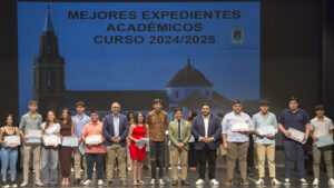 Los Palacios celebra un homenaje educativo a la excelencia académica y trayectoria docente