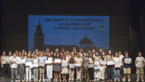 Los Palacios celebra un homenaje educativo a la excelencia académica y trayectoria docente
