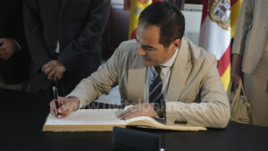 La Junta y el Ayuntamiento firman el acuerdo de la nueva sede judicial en Utrera