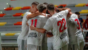 El C.D. Utrera remonta al Ceuta B (3-2) y firma un triunfo balsámico en el estreno de su nuevo cuerpo técnico