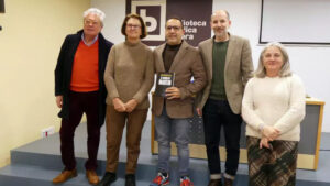 La Biblioteca Municipal de Utrera acogió la presentación de “El Diario de Martín”, la nueva novela de Jesús Doblado