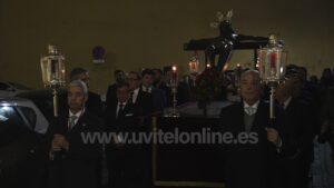 El Cristo de Santiago recorrió Utrera en el solemne Vía Crucis del primer viernes de Cuaresma