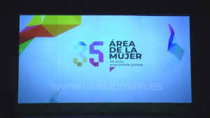 Utrera reconoce 35 años de trabajo por la igualdad con la gala por el Día de la Mujer en el teatro municipal