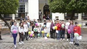 Utrera rinde homenaje a Salvador García con la inauguración de la nueva ubicación de “La Niña del Aro”