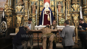 La ONCE impulsa en Utrera una experiencia inclusiva para ‘ver’ con las manos al Cristo del Perdón