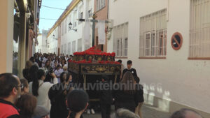 El Colegio Rodrigo Caro celebra su procesión escolar del Viernes de Dolores