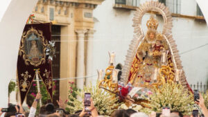 La Virgen de Consolación procesionará cada madrugada del 8 de septiembre tras aprobarse unánimamente