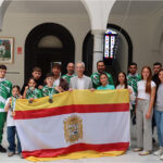 El Ayuntamiento reconoce a deportistas utreranos campeones de Andalucía en kick boxing y fútbol femenino