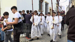 La lluvia empañó la I Cruz de Mayo celebrada por La Quinta Angustia