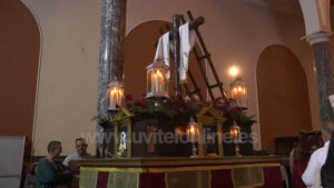 Las Cruces de Mayo de Los Salesianos se celebró en el interior de la basílica por la lluvia