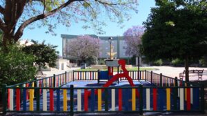 El Ayuntamiento de Utrera culmina la renovación de once parques infantiles en diferentes zonas de la ciudad