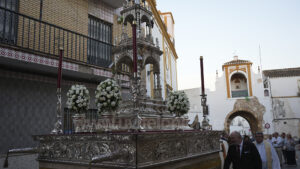 El Corpus Christi de Santa María celebró en Utrera una multitudinaria jornada vespertina