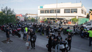 La V Motonocturna de Utrera bate récords con 1.871 participantes y más de mil motocicletas