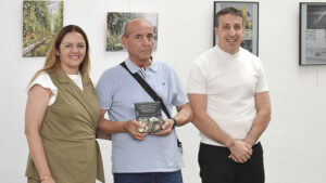 Entregados los premios de los concursos de fotografía sobre agricultura y la Media Maratón de Los Palacios