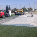 La Delegación de Deportes renueva el césped artificial de las pistas de fútbol del Parque V Centenario