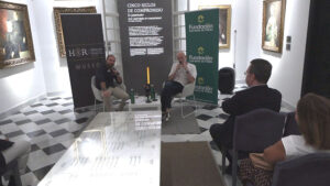 Alejandro Palomas presentó en Utrera su nueva obra: “Casa”, una reflexión sobre los vínculos familiares y la memoria