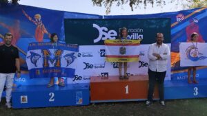 El Club Natación Utrera despide el verano con una decena de medallas de la Escuela en la final del Circuito de Diputación