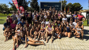 El XXIII Trofeo Ciudad de Utrera reúne a cerca de 80 nadadores en la Piscina Municipal